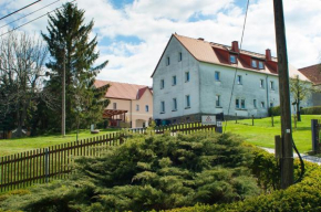 Dreiseitenhof Ferienwohnung Künzel